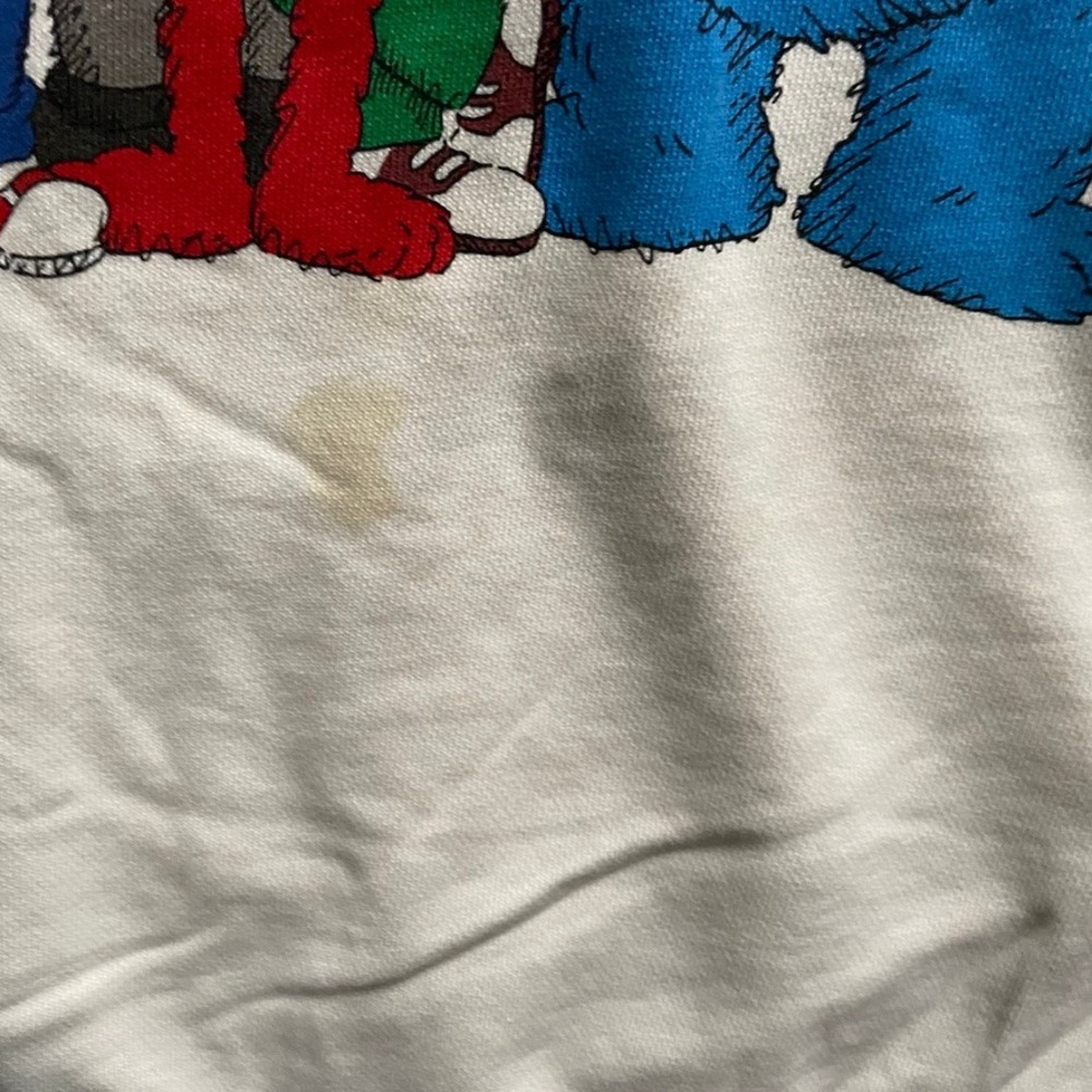 KAWS Sesame Street Graphic Hoodie Mens XL White Uniqlo UT - Picture 5 of 10